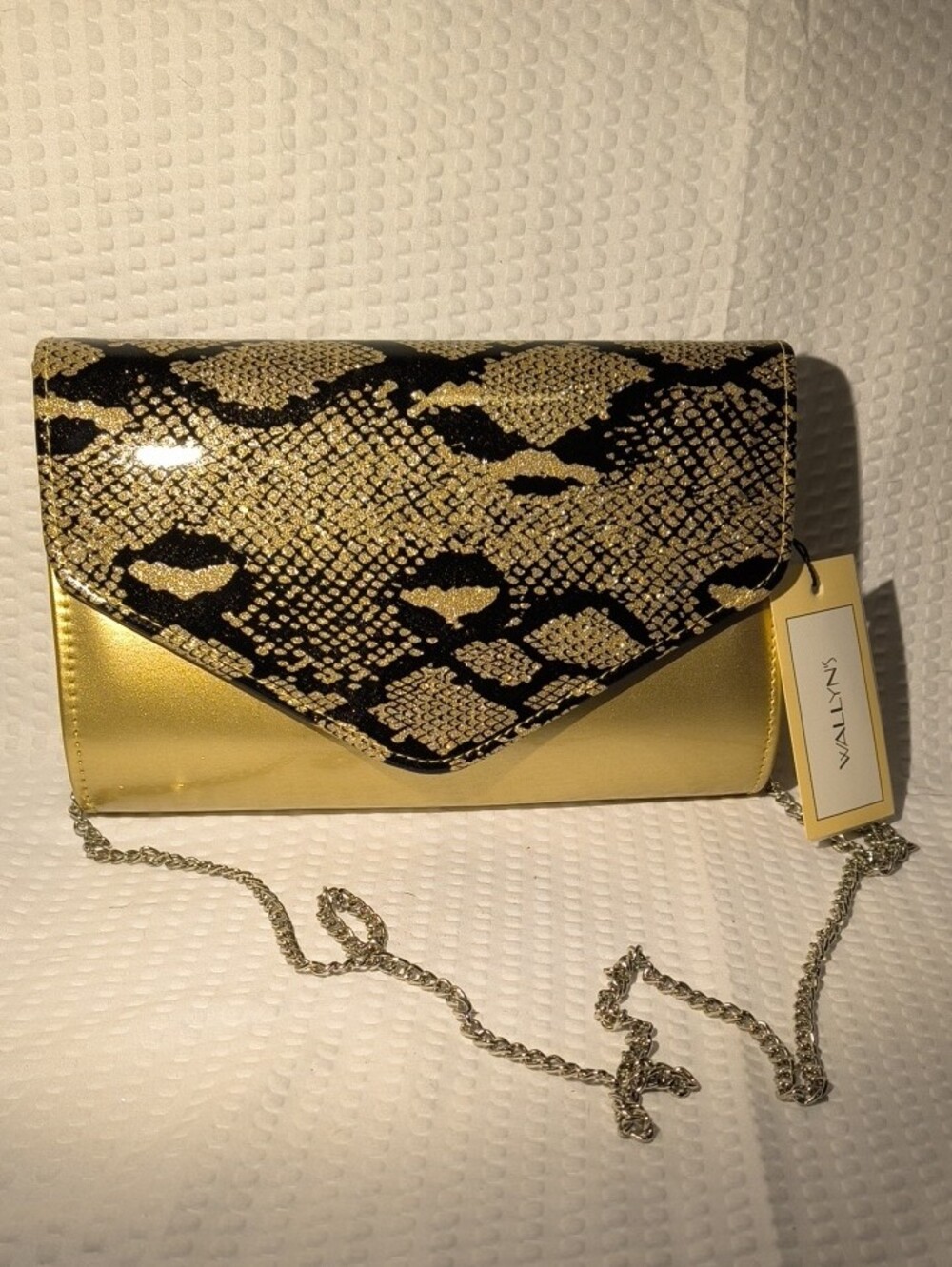 WALLYN'S Metallic Gold & Snake Print Envelope Convertible Bag. & Dustbag - Picture 4 of 11